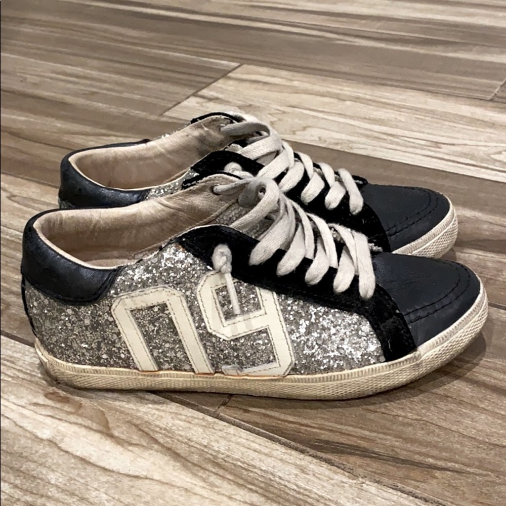 KIM & ZOZI Hippie bling.